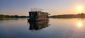 Svencele Boats laivai-namai kuriems nereikia laivavedžio teisių, Svencelė